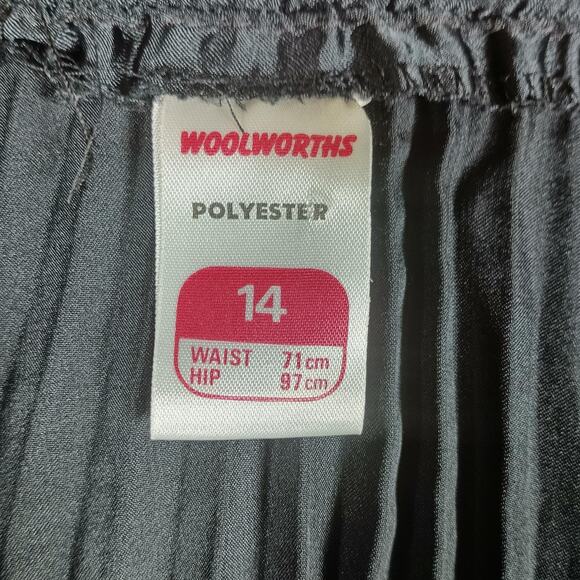 Woolworths Skirt Womens 14 Black Pleated Satin Look Polyester Elastic Waist Goth - Picture 2 of 11